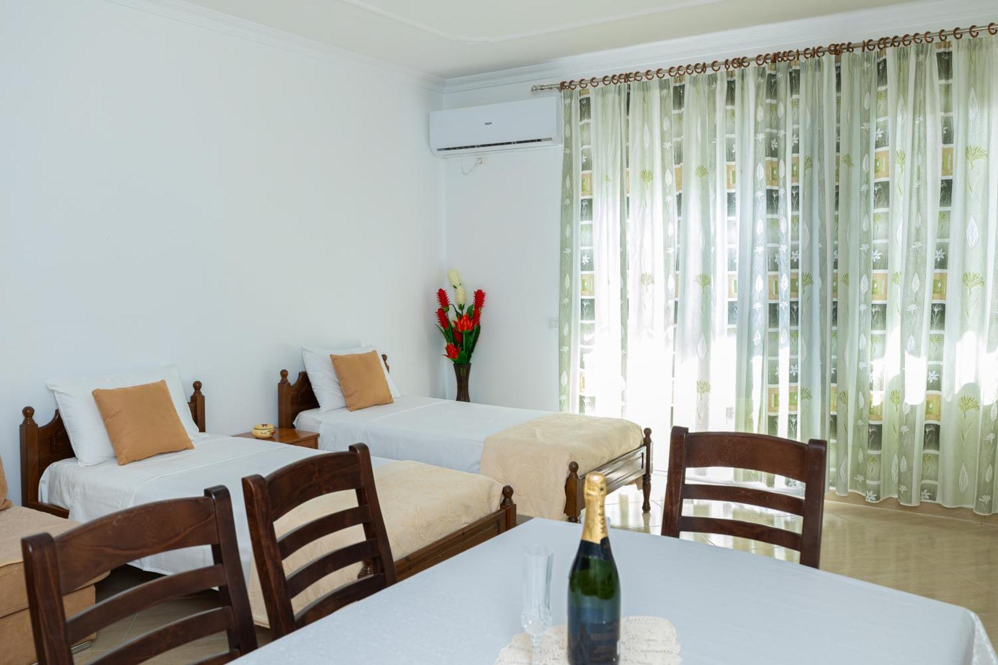 Lucas Apartments Rental Vlorë Exteriér fotografie